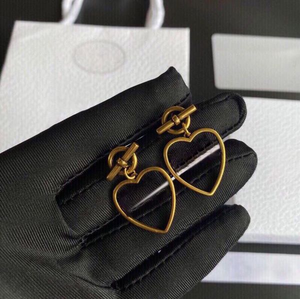 z7 vintage earrings fashion letter earring studs women's luxury designer jewelry for lady women party wedding lovers gift charm with bo, Golden
z7 vintage earrings fashion letter earring studs women's luxury designer jewelry for lady women party wedding lovers gift charm with bo, Golden