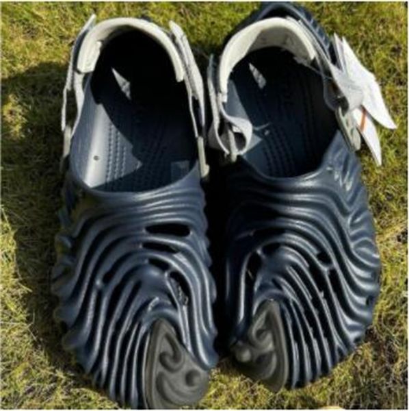 2022 men women sandals slides slippers bone resin desert sand foam runner ararat rubber west summer west grey flat slide slipper size 35-46, Black
2022 men women sandals slides slippers bone resin desert sand foam runner ararat rubber west summer west grey flat slide slipper size 35-46, Black
