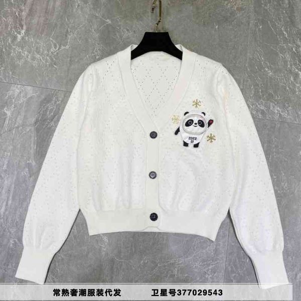 women's knits & tees 2022 spring and summer cartoon panda paste cloth snowflake v-neck knitted cardigan female 803c, White
women's knits & tees 2022 spring and summer cartoon panda paste cloth snowflake v-neck knitted cardigan female 803c, White