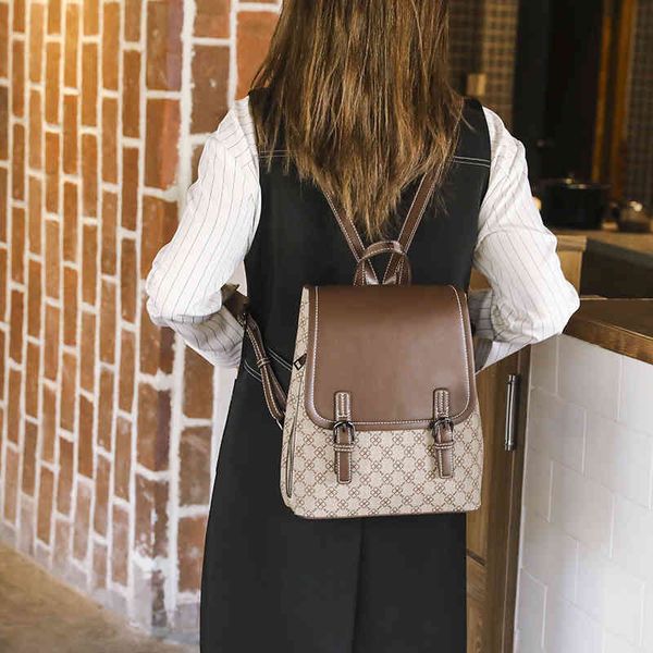 handbags autumn and winter new large capacity anti-theft travel backpack printed backpack women's easy to carry schoolbag
handbags autumn and winter new large capacity anti-theft travel backpack printed backpack women's easy to carry schoolbag