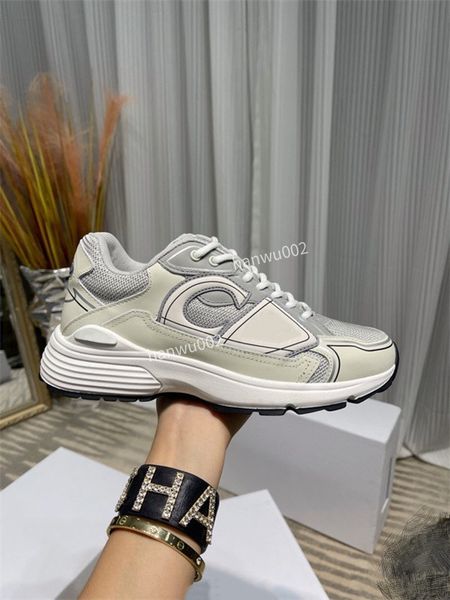 2022 sneakers dsigner boots canvas casual shoes women sneaker thick bottom low shoe quality, Black
2022 sneakers dsigner boots canvas casual shoes women sneaker thick bottom low shoe quality, Black
