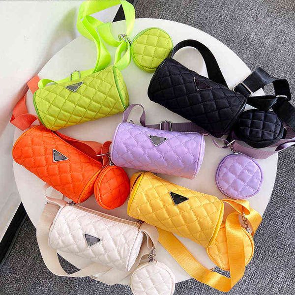 new children's bag korean version trend fashion bucket single shoulder messenger bag for boys and girls traveling with ling lattice, Black
new children's bag korean version trend fashion bucket single shoulder messenger bag for boys and girls traveling with ling lattice, Black