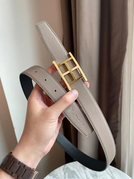 belts for mens and womens custom leather metal buckle belt fashion designer versatile couples, Black;brown
belts for mens and womens custom leather metal buckle belt fashion designer versatile couples, Black;brown