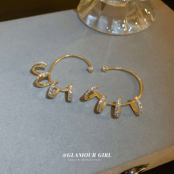 rhinestone zircon simple personalized earrings south korea online influencer refined non-piercing ear clip ear hanging ins frosty style earr, Golden 
rhinestone zircon simple personalized earrings south korea online influencer refined non-piercing ear clip ear hanging ins frosty style earr, Golden