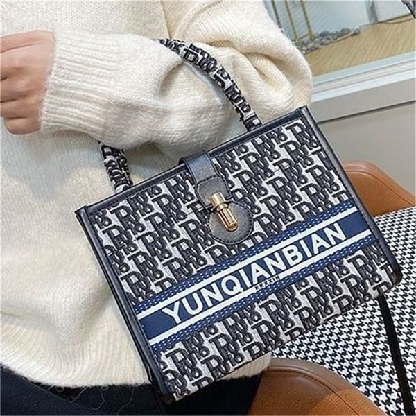 small female fashion version net red single messenger versatile style large 55% off online sale
small female fashion version net red single messenger versatile style large 55% off online sale