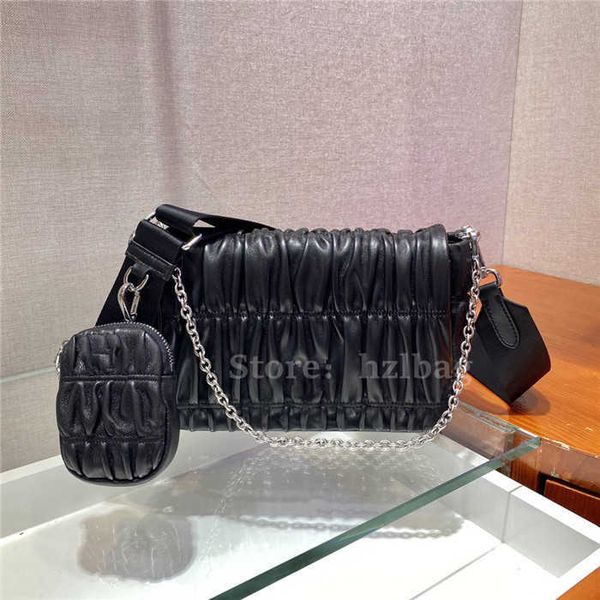 gaufre nappa leather shoulder bag embossed black hobo bags 2sets metal triangle re-edition 2005 designers womens handbags purses
gaufre nappa leather shoulder bag embossed black hobo bags 2sets metal triangle re-edition 2005 designers womens handbags purses