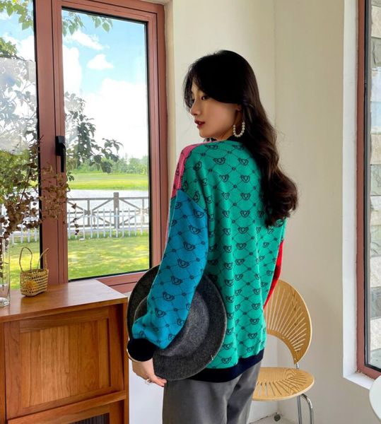 2022 women's sweaters fashion style commuter cardigan small fragrance knit retro loose sweater women's jacket, White;black
2022 women's sweaters fashion style commuter cardigan small fragrance knit retro loose sweater women's jacket, White;black