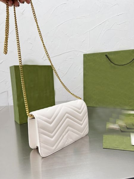 2022 luxury handbags shoulder bags designer woman totes designers handbags crossbody bag fashion small purse lady gold chain shopping bagss
2022 luxury handbags shoulder bags designer woman totes designers handbags crossbody bag fashion small purse lady gold chain shopping bagss