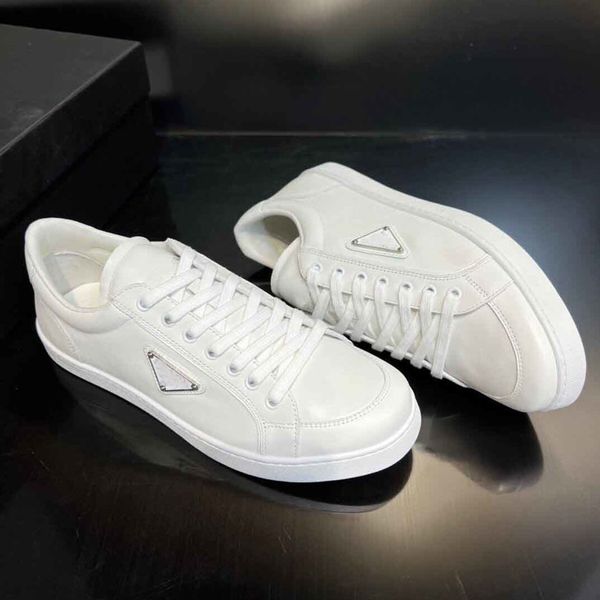 brushed leather sneakers shoes men's skateboard walking classic footwear enameled metal triangle trainers comfort footwear 7q1u, Black
brushed leather sneakers shoes men's skateboard walking classic footwear enameled metal triangle trainers comfort footwear 7q1u, Black