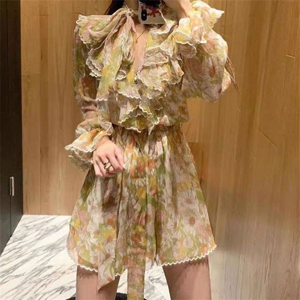 flower print ruffle women jumpsuit holiday style v neck long sleeve lace up lady jumpsuit 2020 new t200704, Black;white
flower print ruffle women jumpsuit holiday style v neck long sleeve lace up lady jumpsuit 2020 new t200704, Black;white