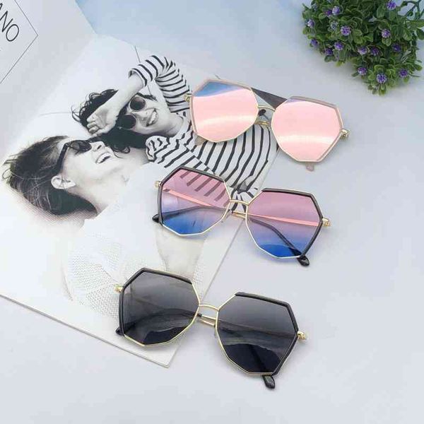gg designer cycle fashion cc sunglasses for woman mens korean version ins net red polygon men and women chaojie take irregular glasses anti, White;black
gg designer cycle fashion cc sunglasses for woman mens korean version ins net red polygon men and women chaojie take irregular glasses anti, White;black