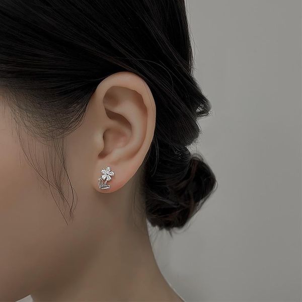 stud popacc zircon flower earrings fashion temperament little fairy hollow petal tree leaf small trend, Golden;silver
stud popacc zircon flower earrings fashion temperament little fairy hollow petal tree leaf small trend, Golden;silver
