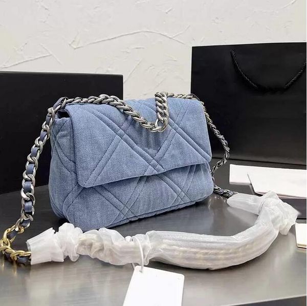 fashion ladies mini flap crossbody bag bule cowboy classic handbag multicolor metal chain diamond quilted shoulder bag women
fashion ladies mini flap crossbody bag bule cowboy classic handbag multicolor metal chain diamond quilted shoulder bag women