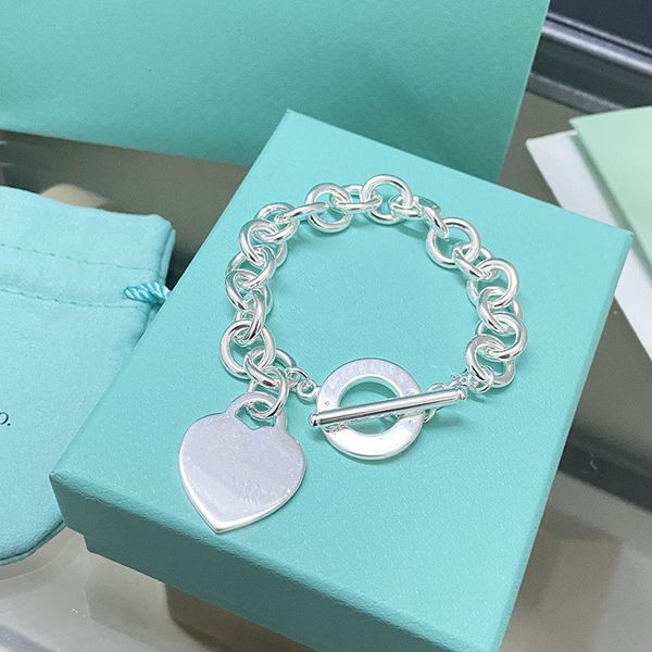 love heart chain bracelets woman ot clasps t brand silver plated link chains valentines day gift for girl friends lovers fashion designer je, Black
love heart chain bracelets woman ot clasps t brand silver plated link chains valentines day gift for girl friends lovers fashion designer je, Black