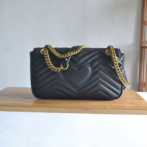 quilted genuine leather hobo wavy crossbody bag tramp bags chain single shoulder classic style clamshell form adjustable shoulder strap gree
quilted genuine leather hobo wavy crossbody bag tramp bags chain single shoulder classic style clamshell form adjustable shoulder strap gree