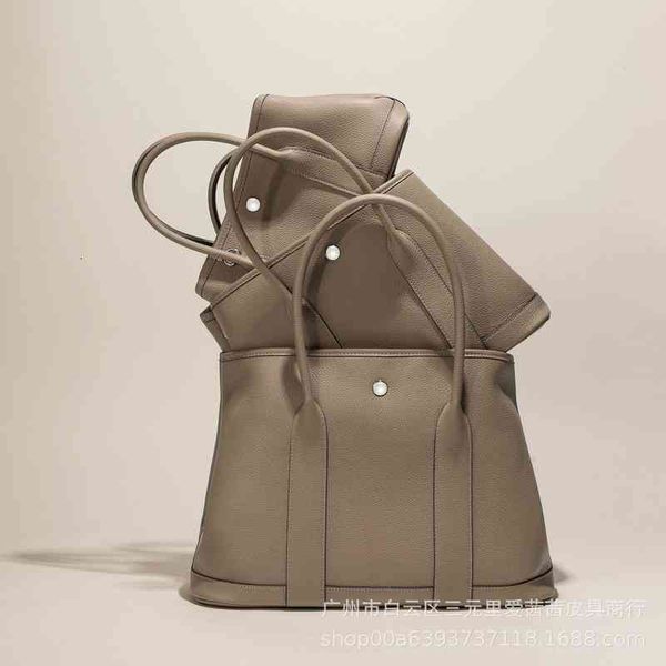 leather women's bag single shoulder menger tote bag versatile garden portable large shopping bucket
leather women's bag single shoulder menger tote bag versatile garden portable large shopping bucket