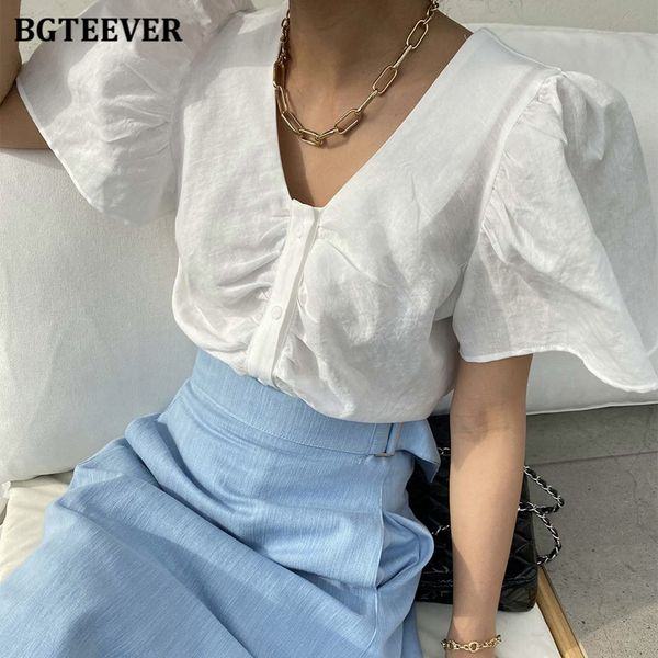 chic loose v-neck women white shirts puff short sleeve single-breasted ladies blouses 2021 summer blusas
chic loose v-neck women white shirts puff short sleeve single-breasted ladies blouses 2021 summer blusas