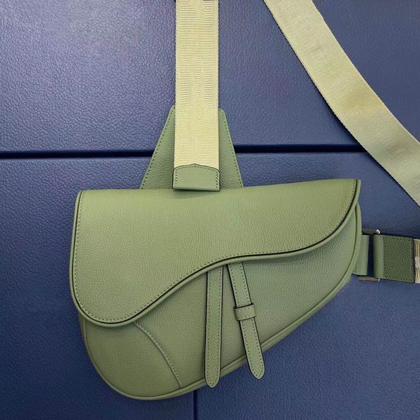 really authentic quality men saddles bags fashion casual classic man bag designer crossbody letter shoulder bag messenger genuine leather ca
really authentic quality men saddles bags fashion casual classic man bag designer crossbody letter shoulder bag messenger genuine leather ca