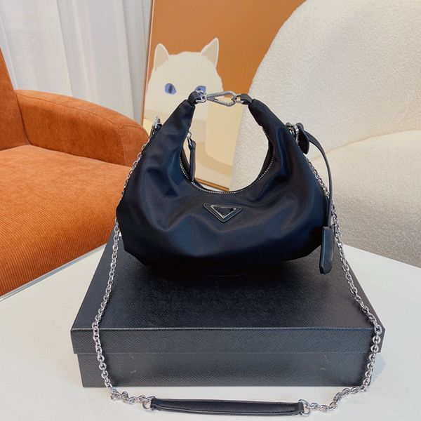 chain bag fashion retro shoulder bag 2022 new dumpling shape underarm designer messenger bag
chain bag fashion retro shoulder bag 2022 new dumpling shape underarm designer messenger bag