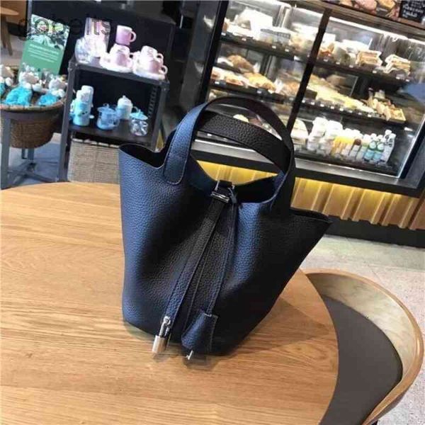 herme shoulder handbags online store 2023 designer bags women's 2023 new leather vegetable basket children's h
herme shoulder handbags online store 2023 designer bags women's 2023 new leather vegetable basket children's h