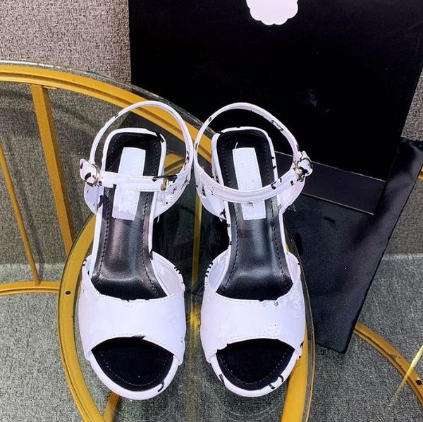 2022 new high heel sandals printing pattern luxury chunky heels ladies versatile fashion dresses flat leather beach banquet wedding women�, Black
2022 new high heel sandals printing pattern luxury chunky heels ladies versatile fashion dresses flat leather beach banquet wedding women�, Black