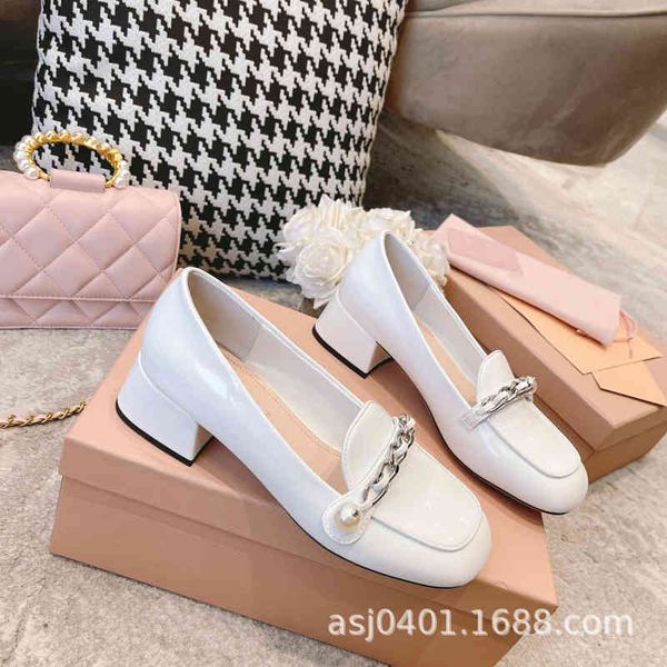shoes soft dress waxy ~ xiaoxiangfeng pearl chain shoes spring and summer cowhide thick heel square head single women's middle 7o71 2ni, Black
shoes soft dress waxy ~ xiaoxiangfeng pearl chain shoes spring and summer cowhide thick heel square head single women's middle 7o71 2ni, Black