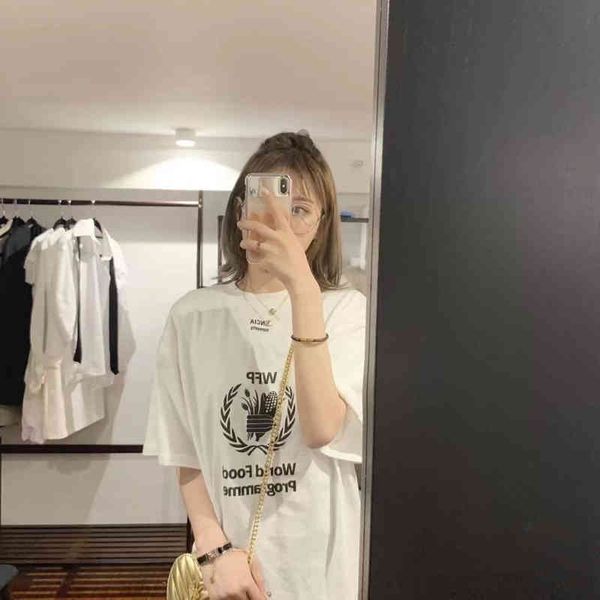 men's t-shirts high version summer paris chest world grain ear loose men's and women's short sleeved t-shirt, White;black
men's t-shirts high version summer paris chest world grain ear loose men's and women's short sleeved t-shirt, White;black