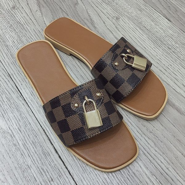 35-41 women sizes designer sandals lock it retro mules slide slippers lady beach shoes slip on loafer vintage plaid low heels flats summer l, Black
35-41 women sizes designer sandals lock it retro mules slide slippers lady beach shoes slip on loafer vintage plaid low heels flats summer l, Black