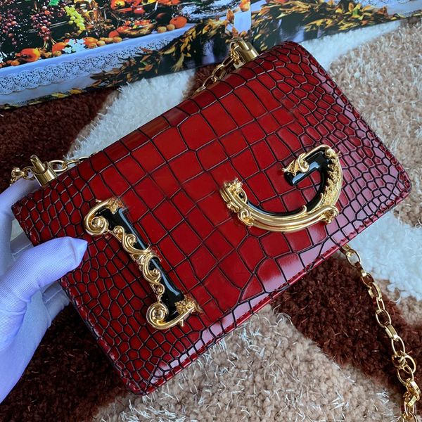 alligator crossbody bag leopard handbag chain purse genuine leather shoulder bags hasp flap wallets fashion letter gold-pleated emblem clutc
alligator crossbody bag leopard handbag chain purse genuine leather shoulder bags hasp flap wallets fashion letter gold-pleated emblem clutc