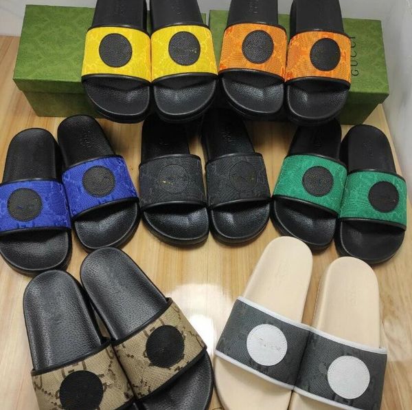 classic canvas embroidered letter slippers luxury brand flat no-slip couples flip-flops famous designer couples sandals summer men women bea, Black
classic canvas embroidered letter slippers luxury brand flat no-slip couples flip-flops famous designer couples sandals summer men women bea, Black