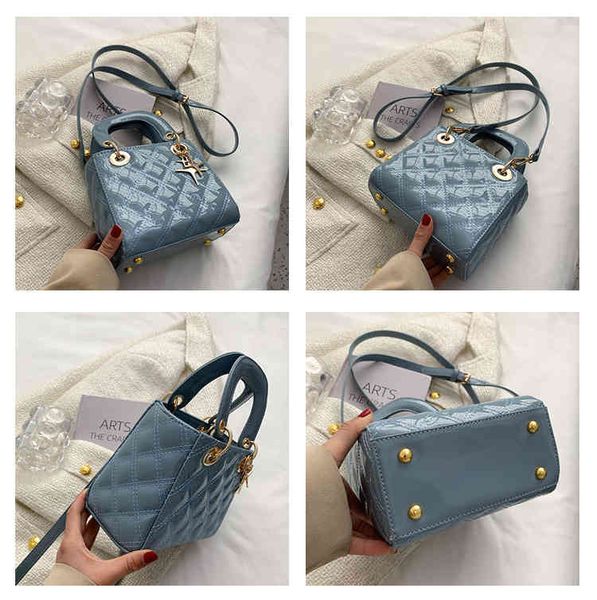 women's fashion personality trend brand bag wholesale embroidered thread portable single shoulder diagonal cross new lacquer leather li
women's fashion personality trend brand bag wholesale embroidered thread portable single shoulder diagonal cross new lacquer leather li