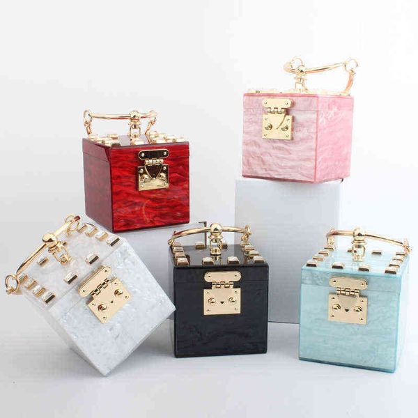 nxy evening bag designer square acrylic clutch metal wristlets mini totes party ladies handbag trunk shape diamond purse 0530
nxy evening bag designer square acrylic clutch metal wristlets mini totes party ladies handbag trunk shape diamond purse 0530