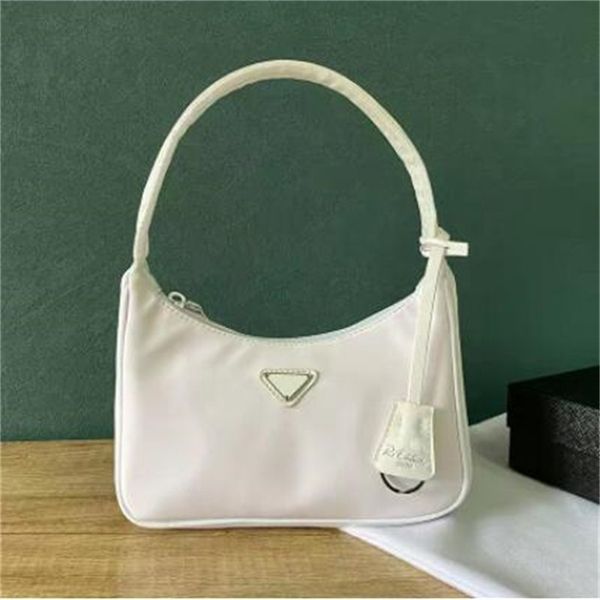 handbag women luxury designer nylon bags with letters wholesale canvas hobo shoulder bag lady tote chains handbags messenger bagss
handbag women luxury designer nylon bags with letters wholesale canvas hobo shoulder bag lady tote chains handbags messenger bagss