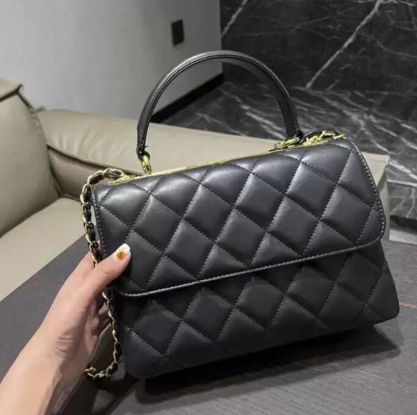 tz women crossbody designer bags genuine leather solid color classic handbags diamond quilting shoulder bag golden metal chain handle totes
tz women crossbody designer bags genuine leather solid color classic handbags diamond quilting shoulder bag golden metal chain handle totes