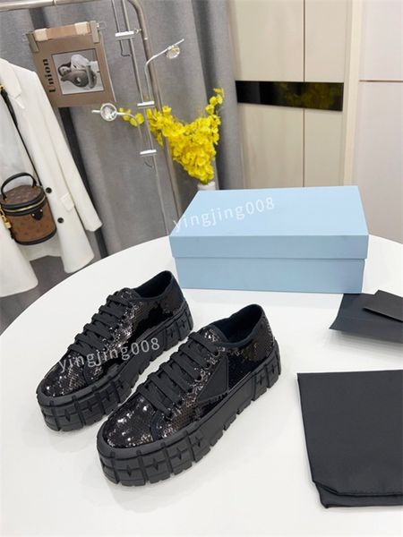 2022 designer shoes technology trainers sneakers men women fashion breathable outdoor platform flat casual trainer sneaker size35-40, Black
2022 designer shoes technology trainers sneakers men women fashion breathable outdoor platform flat casual trainer sneaker size35-40, Black
