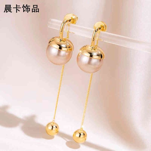 new s925 sier needle pearl women's simple and temperament double 2022 luxury brand fashion design versatile ladies jewelry stud earring, Golden;silver
new s925 sier needle pearl women's simple and temperament double 2022 luxury brand fashion design versatile ladies jewelry stud earring, Golden;silver