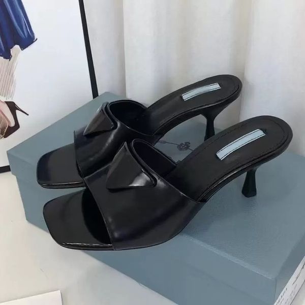 women's actual shoes big size 40 41 slippers chain slide flat luxury women designer fashion causal rubber sandals, Black
women's actual shoes big size 40 41 slippers chain slide flat luxury women designer fashion causal rubber sandals, Black