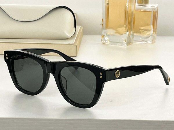 sunglasses for women men summer style anti-ultraviolet 4093 retro shield lens plate rectangle full frame fashion eyeglasses random box, White;black
sunglasses for women men summer style anti-ultraviolet 4093 retro shield lens plate rectangle full frame fashion eyeglasses random box, White;black