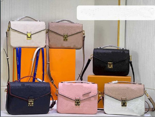 luxurys tote purse women messenger bag leather women'sc s-lock handbag fashion shoulder bags designer crossbody bags cross body #m40780
luxurys tote purse women messenger bag leather women'sc s-lock handbag fashion shoulder bags designer crossbody bags cross body #m40780