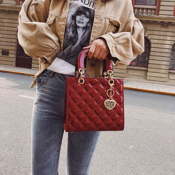 red new handbag women's shoulder msenger bag 2022 brand luxury fashion design ladies handbags
red new handbag women's shoulder msenger bag 2022 brand luxury fashion design ladies handbags