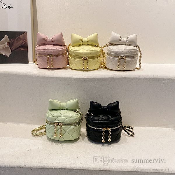 sweet girls bows bucket handbags children diamond lattice quilted metals chain single shoulder bag kids messenger boxes cosmetics purse q720, Black
sweet girls bows bucket handbags children diamond lattice quilted metals chain single shoulder bag kids messenger boxes cosmetics purse q720, Black