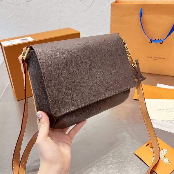 luxurys designers bag fashion shoulder bag handbags vintage crossbody bags brand messenger purses
luxurys designers bag fashion shoulder bag handbags vintage crossbody bags brand messenger purses