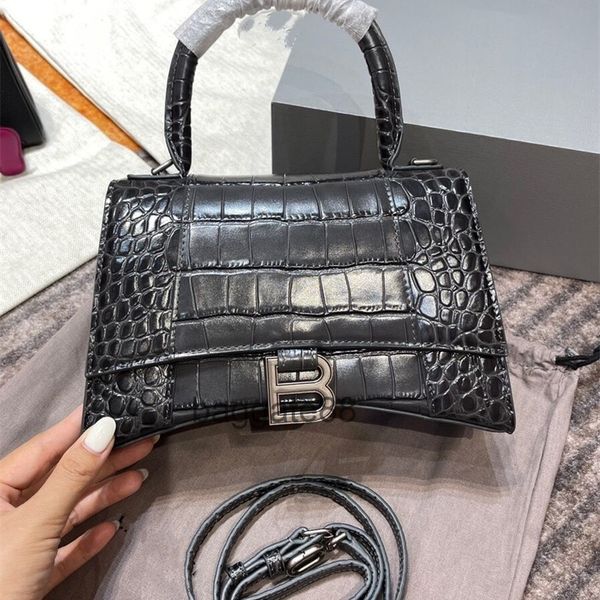 2022 advanced balencigsss designer bags handbags bags crocodile hourglass bag same leather handbag b-shaped single shoulder diagonal wo
2022 advanced balencigsss designer bags handbags bags crocodile hourglass bag same leather handbag b-shaped single shoulder diagonal wo