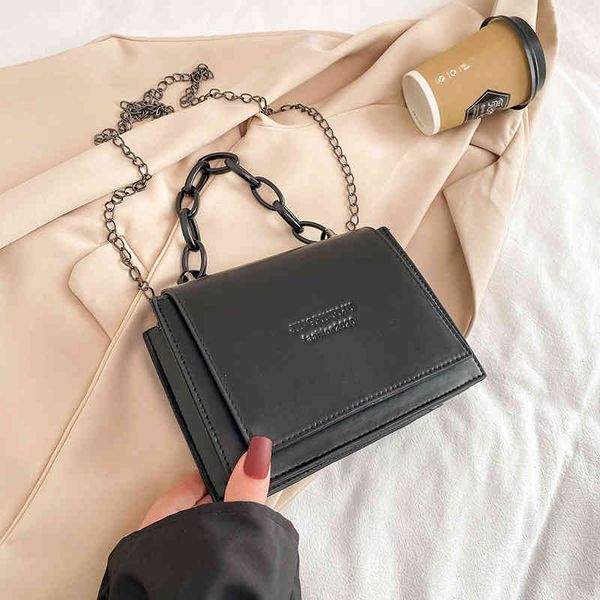 women's summer new fashion chain small shoulder simple and versatile banquet bag 
women's summer new fashion chain small shoulder simple and versatile banquet bag