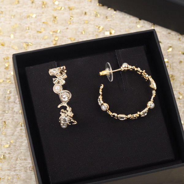 2022 dangle drop earring round shape with flower design and sparkly diamond in 18k gold plated for women wedding jewelry gift have box stamp, Silver
2022 dangle drop earring round shape with flower design and sparkly diamond in 18k gold plated for women wedding jewelry gift have box stamp, Silver