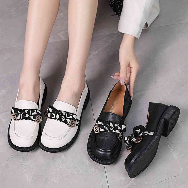 dress shoes leather bow tie leffer shoes for women spring and autumn leather single with one foot in large 43 british style small woab, Black
dress shoes leather bow tie leffer shoes for women spring and autumn leather single with one foot in large 43 british style small woab, Black