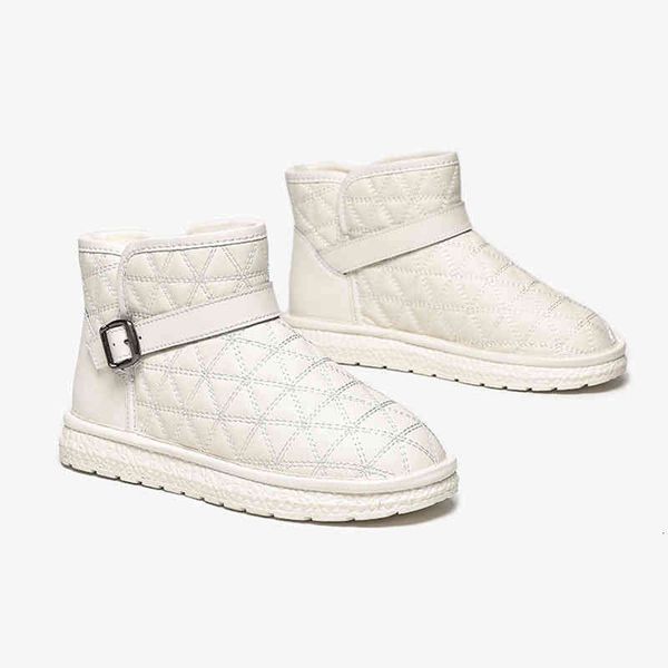 boots snow boots leather wool fashion stitching versatile thick soled casual women's thickened in winter, Black
boots snow boots leather wool fashion stitching versatile thick soled casual women's thickened in winter, Black