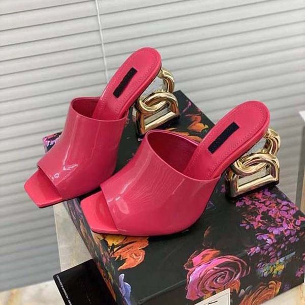 new fashion shoes slippers for women flat thick with horse title buckle slippers designer versatile outside wear slide, Black
new fashion shoes slippers for women flat thick with horse title buckle slippers designer versatile outside wear slide, Black