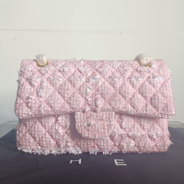 22s spring classic double flap pink tweed quilted bag gold matelasse chain crossbody shoulder multi pochette luxury designer handbag outdoor
22s spring classic double flap pink tweed quilted bag gold matelasse chain crossbody shoulder multi pochette luxury designer handbag outdoor