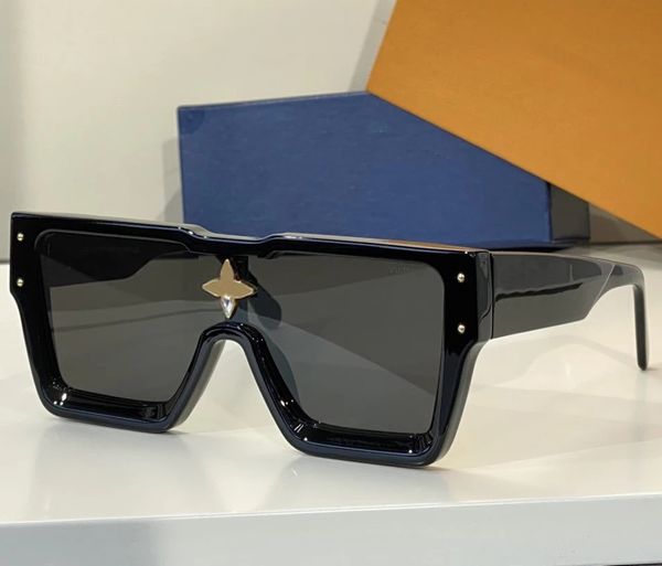 luxury catwalk style fashion designer sunglasses men women ovsize square acetate frame sun glasses, White;black
luxury catwalk style fashion designer sunglasses men women ovsize square acetate frame sun glasses, White;black